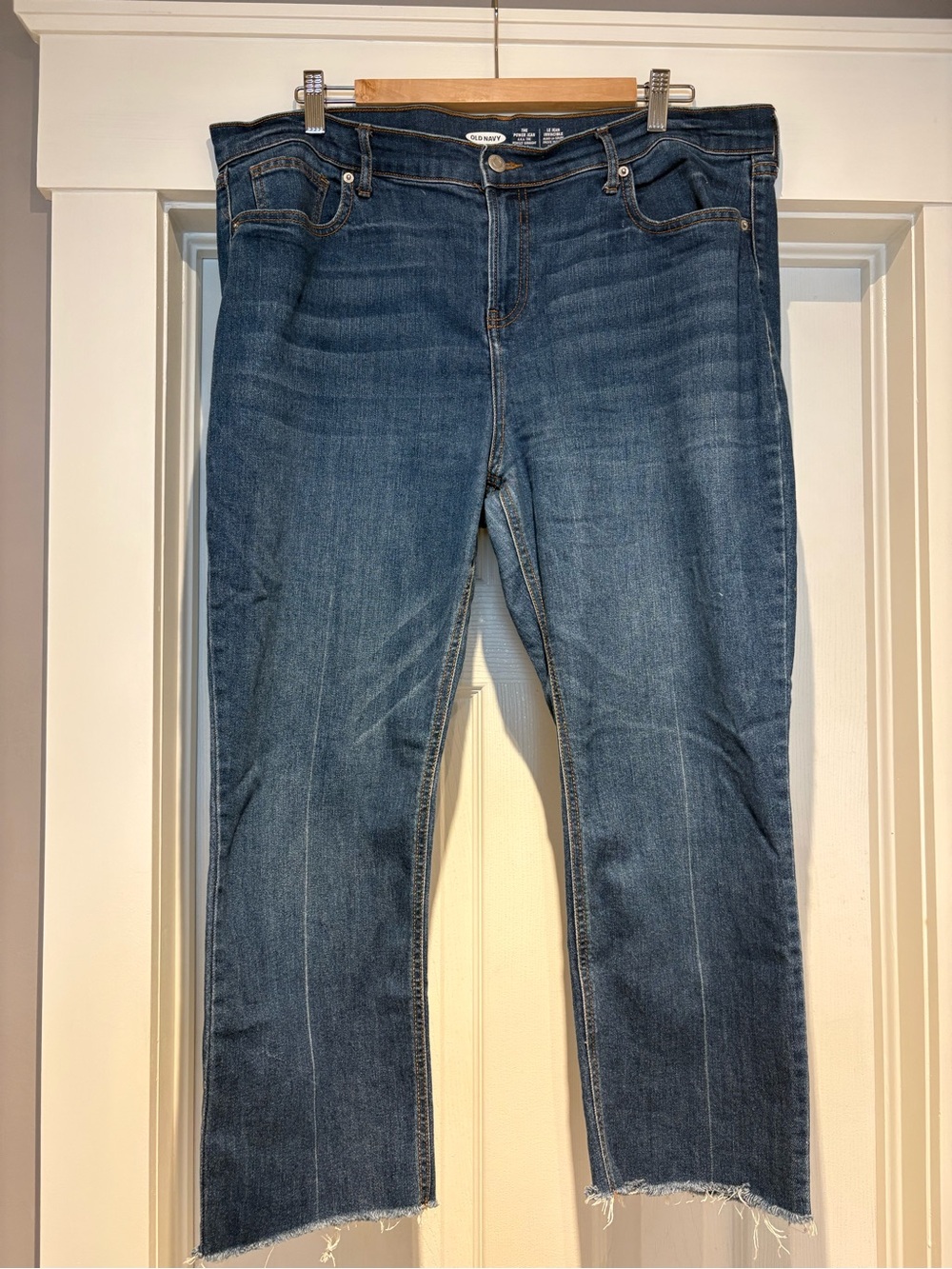 Old Navy Blue Straight-Leg Jeans with Frayed Hem